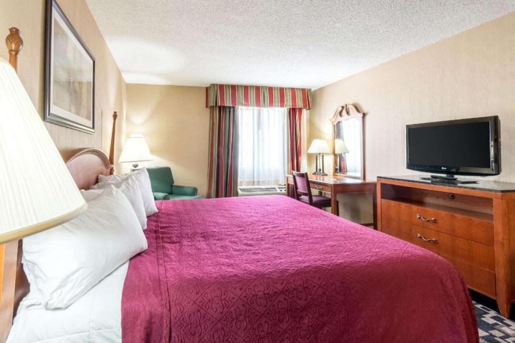Quality Inn Ripley Exterior photo